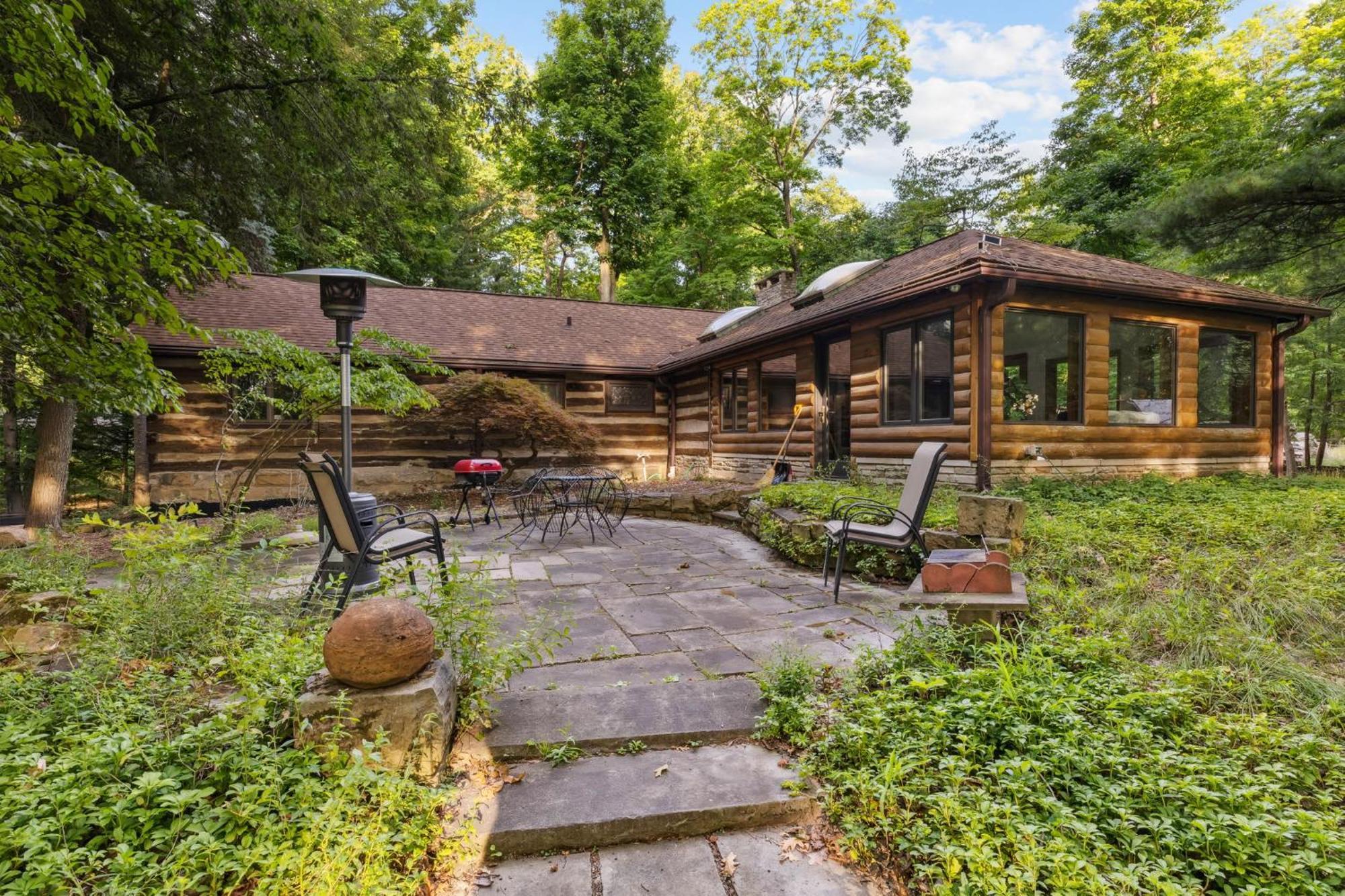 Log Cabin - Natures Oasis - Fire Pit & Gazebo Cleveland Zewnętrze zdjęcie